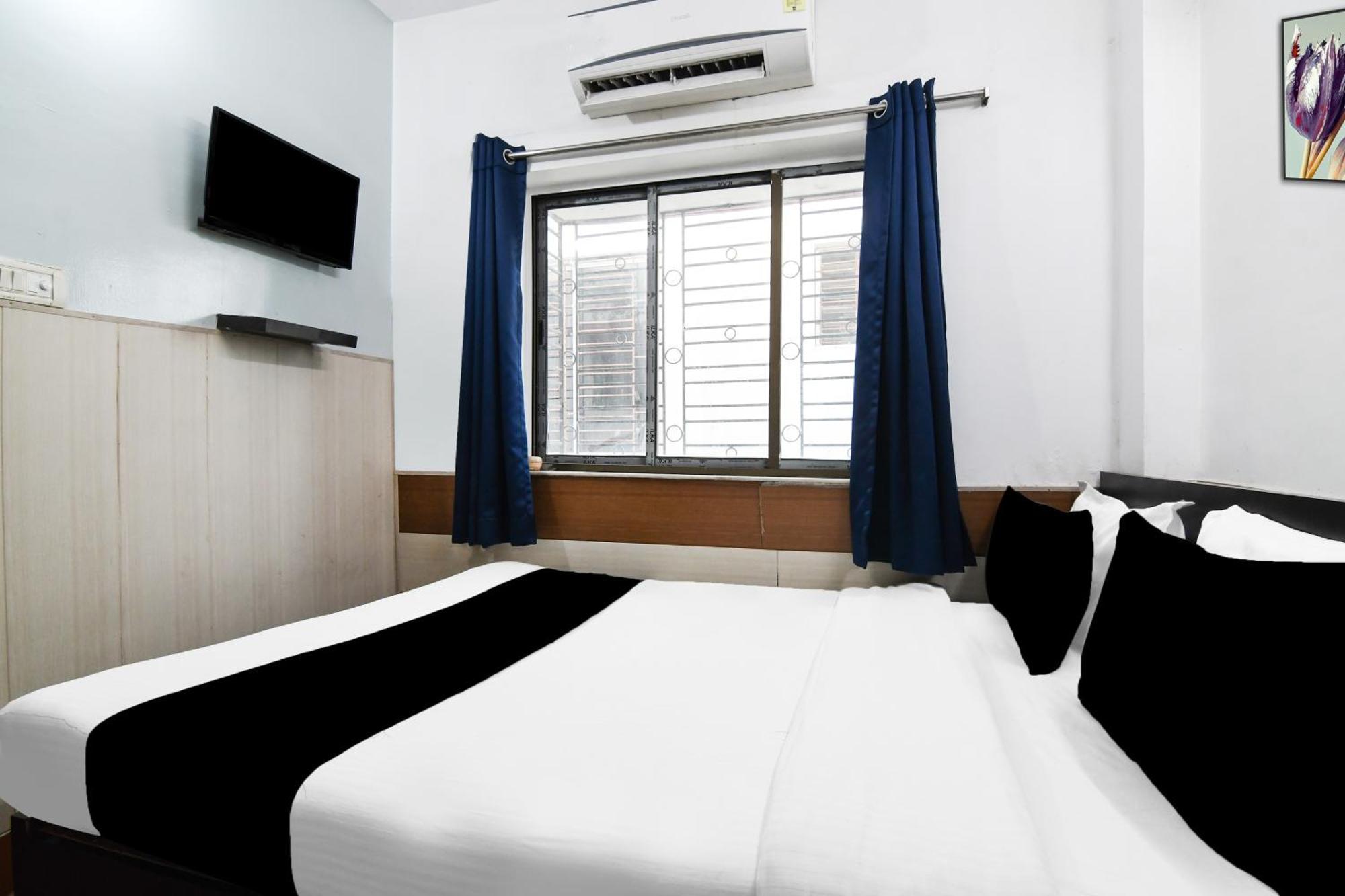 Super Hotel O Biswa Bangla Sarani Calcutá Exterior foto
