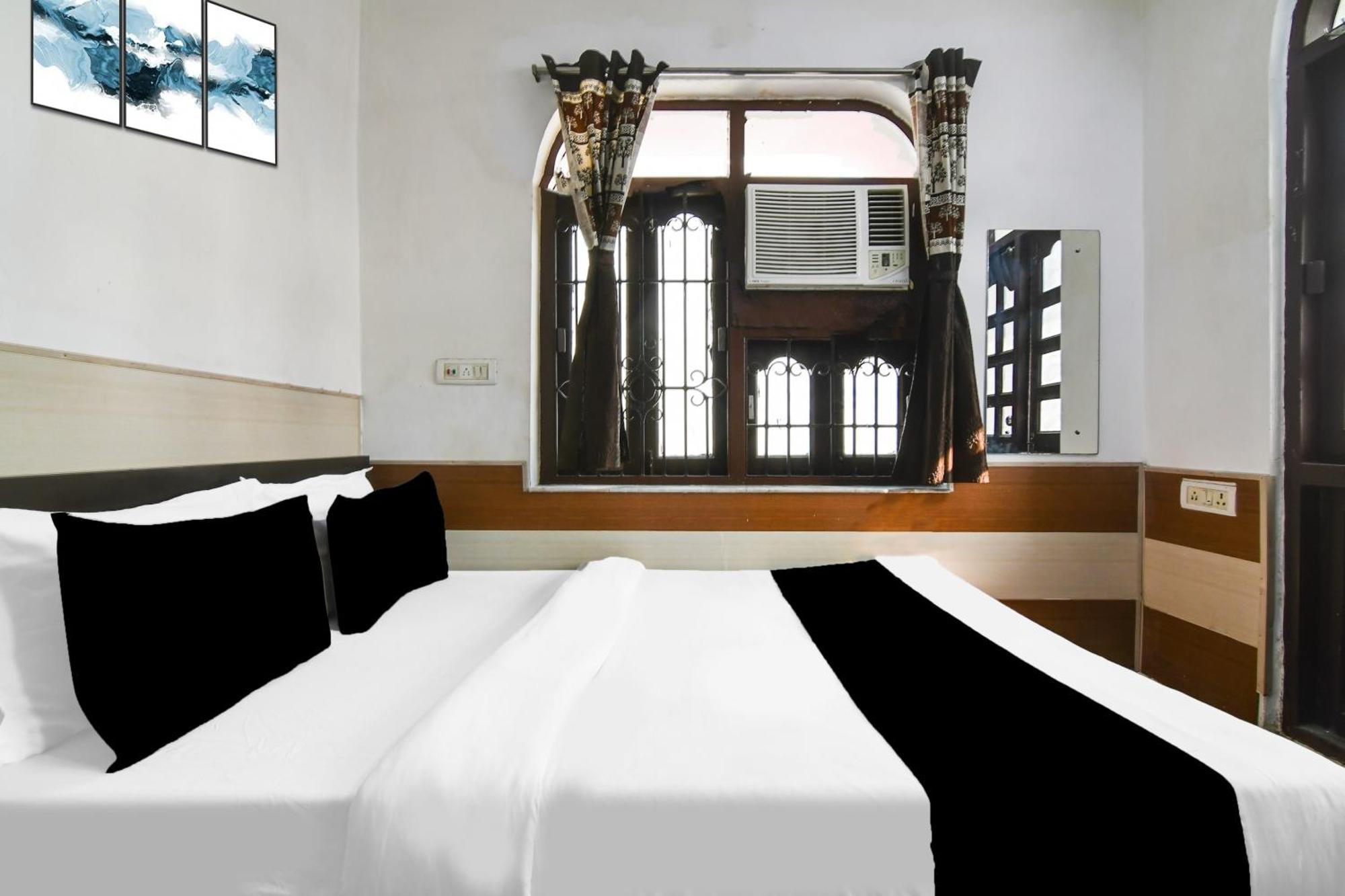 Super Hotel O Biswa Bangla Sarani Calcutá Exterior foto