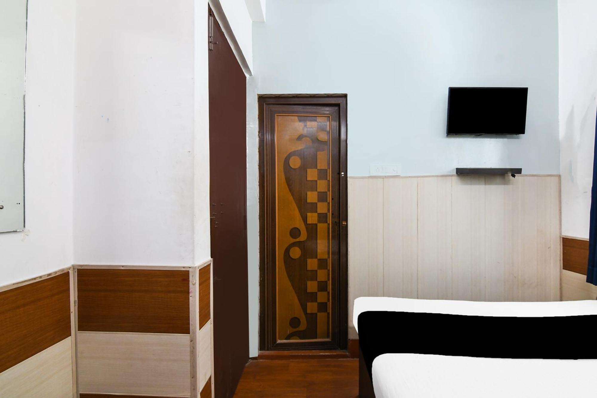 Super Hotel O Biswa Bangla Sarani Calcutá Exterior foto