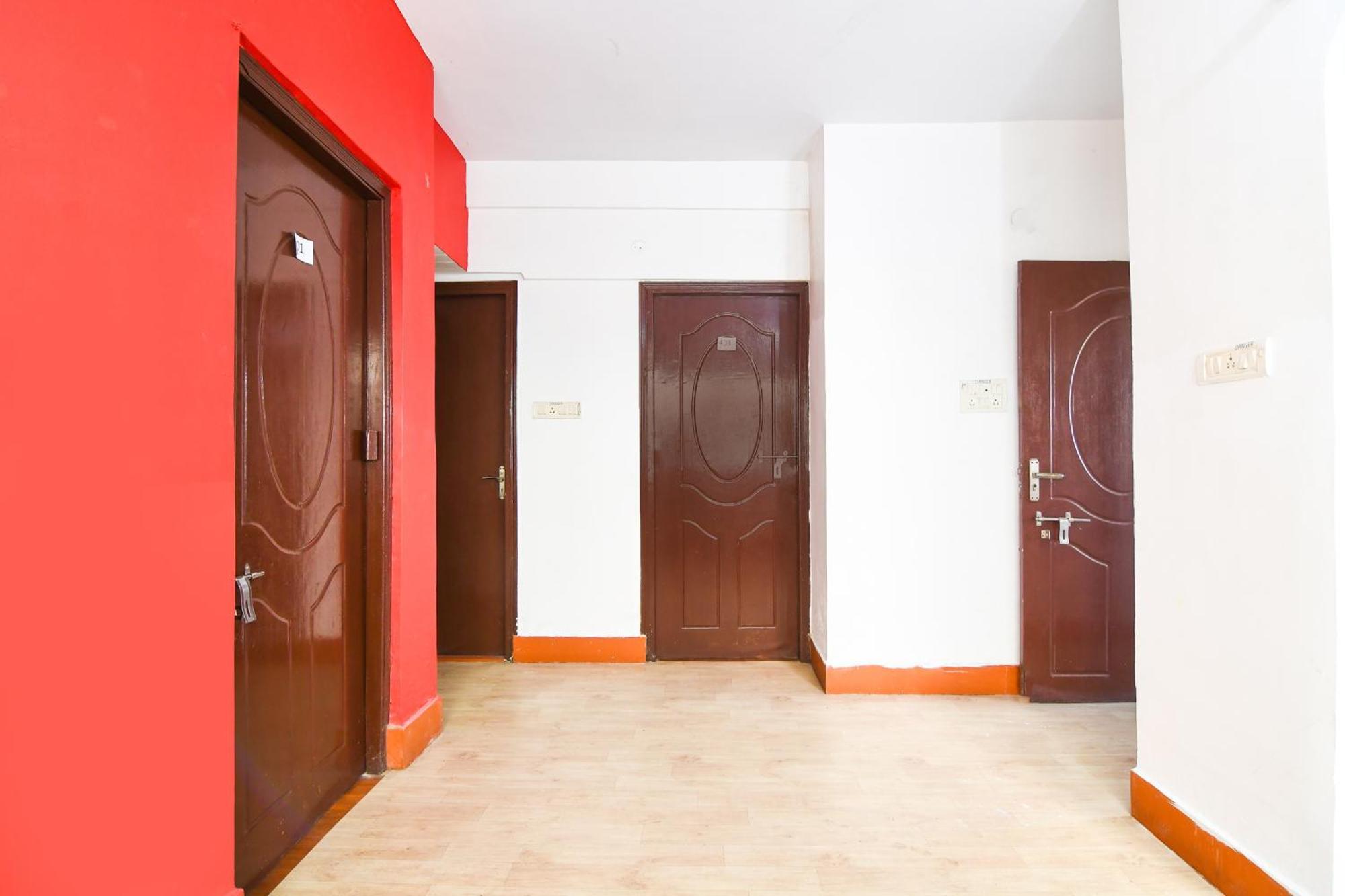 Super Hotel O Biswa Bangla Sarani Calcutá Exterior foto