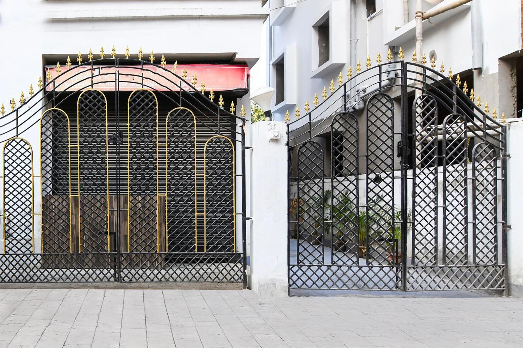 Super Hotel O Biswa Bangla Sarani Calcutá Exterior foto