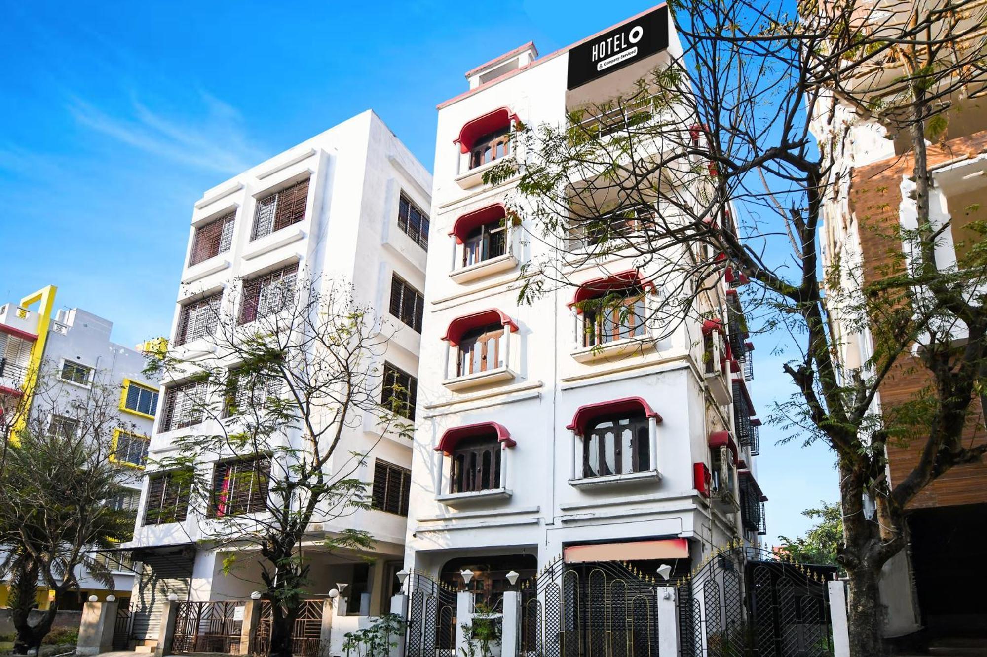 Super Hotel O Biswa Bangla Sarani Calcutá Exterior foto