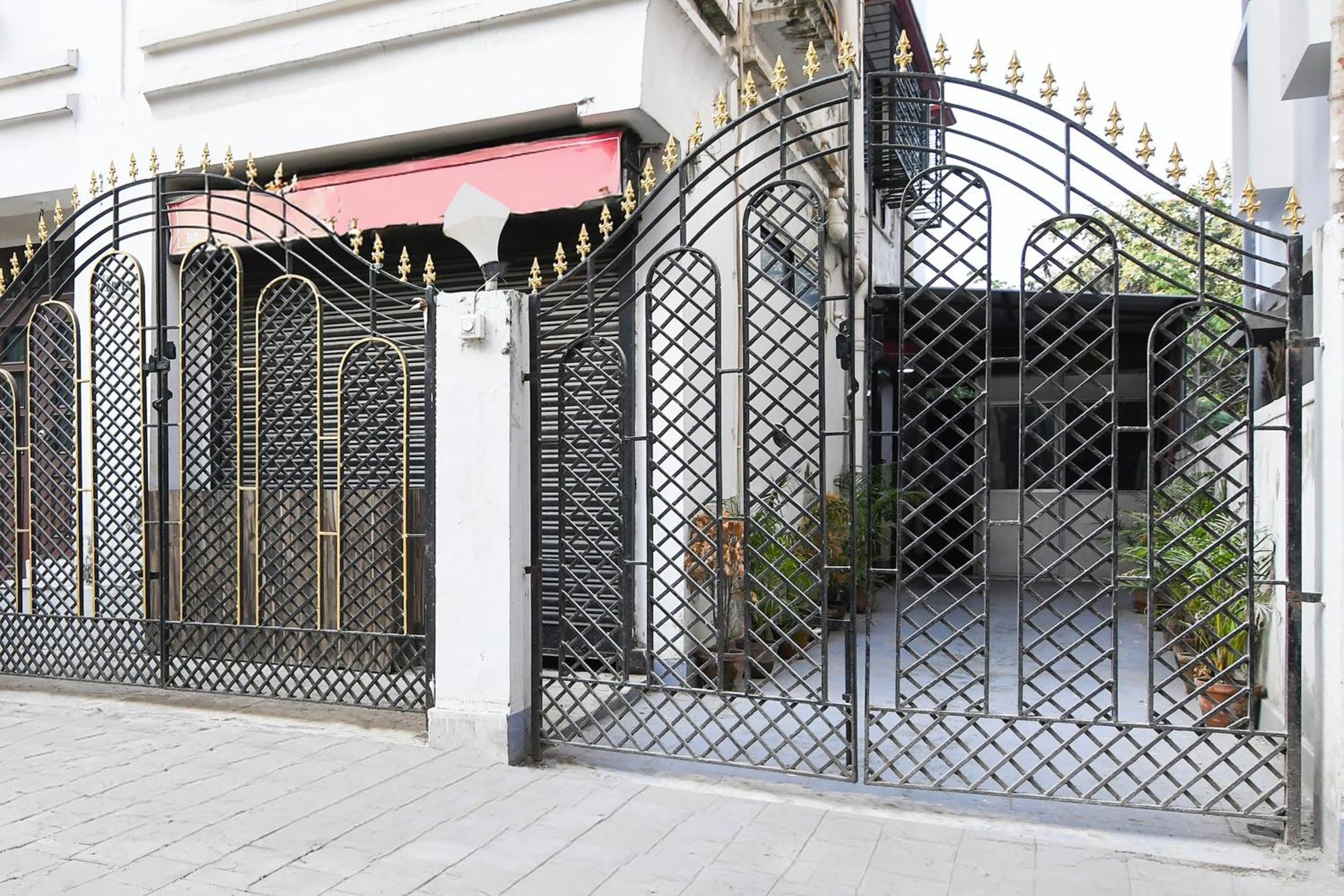 Super Hotel O Biswa Bangla Sarani Calcutá Exterior foto